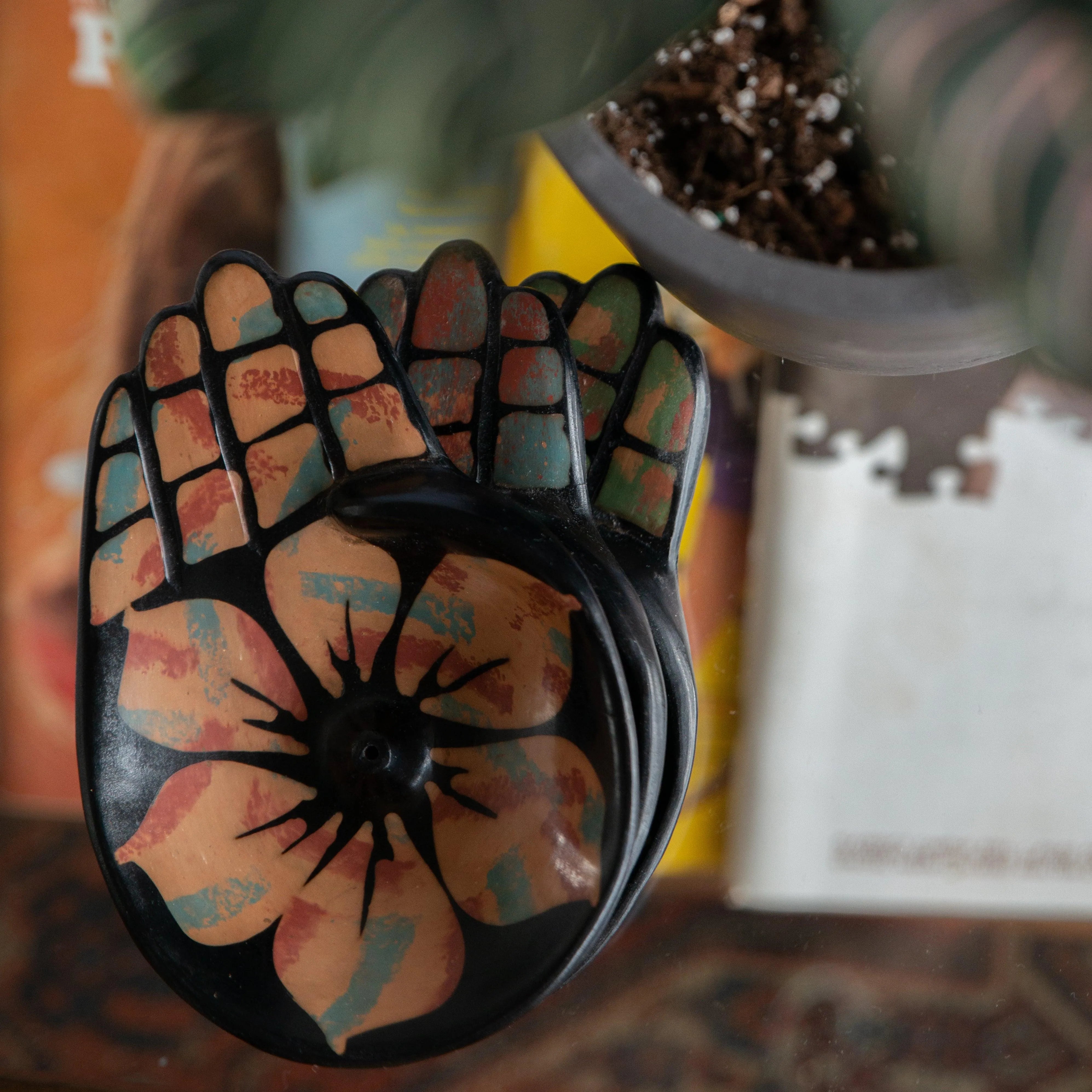 Hand